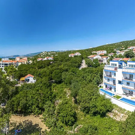 Apartment Front In Smokvica Krmpotska *